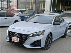 نيسان ألتيما